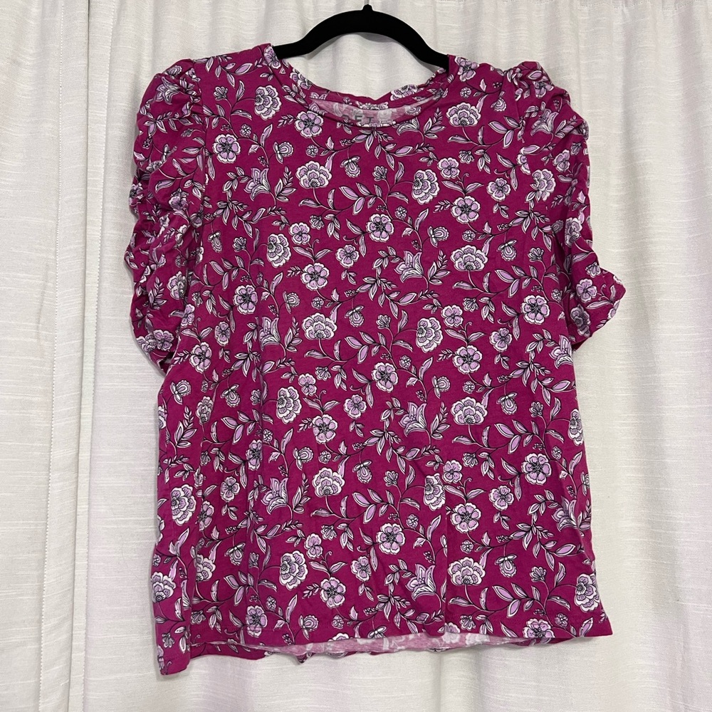 Ann Loft top puffy sleeves